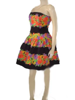 *VINTAGE A. J. BARI CORAL & PURPLE ROSES STRAPLESS PARTY DRESS WITH ATTACHED CRINOLINE - SIZE 10